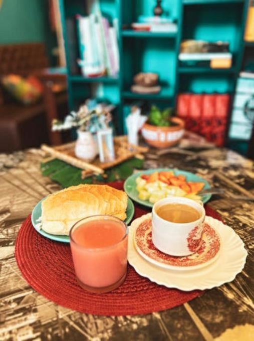 Antonieta Hostel E Bistro Белем Экстерьер фото