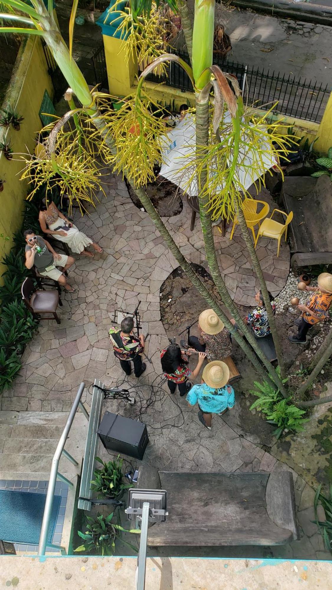 Antonieta Hostel E Bistro Белем Экстерьер фото